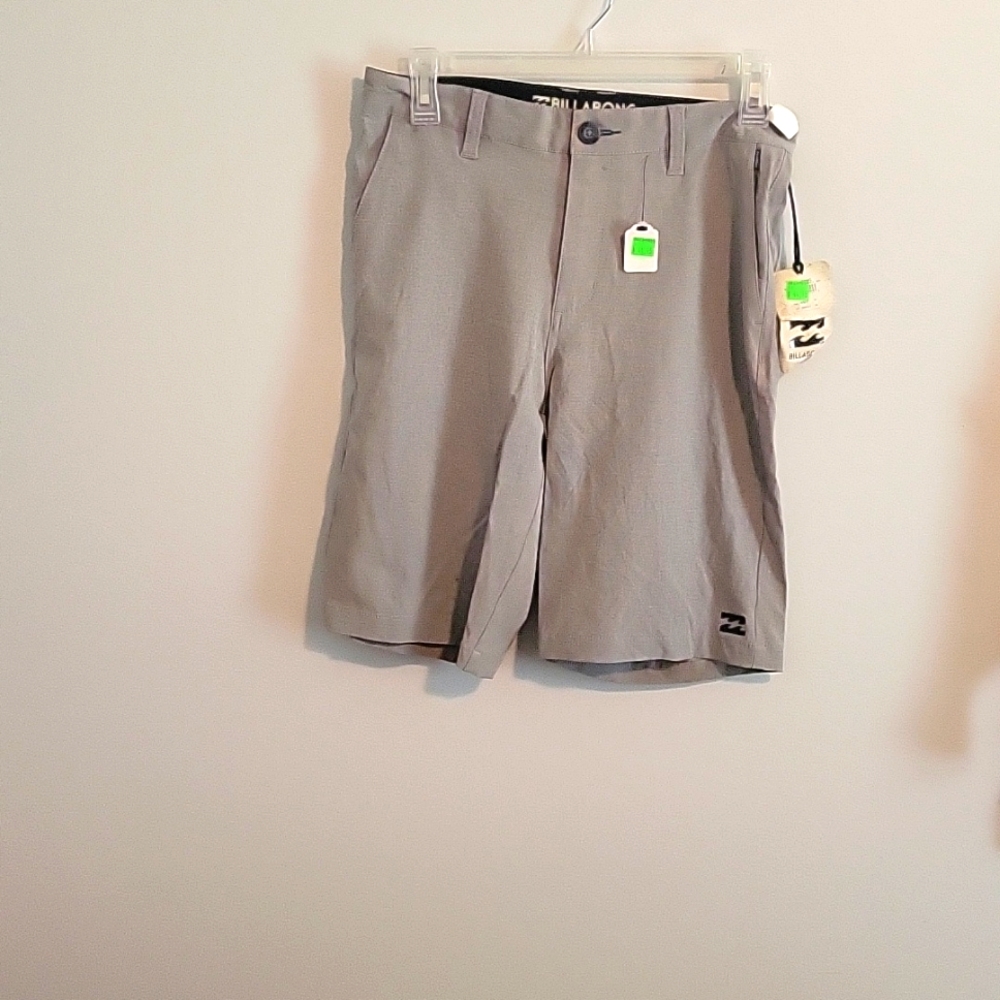 Billabong youth shorts